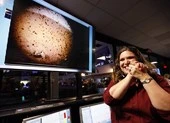 Tàu vũ trụ NASA hạ cánh thành công xuống sao Hỏa