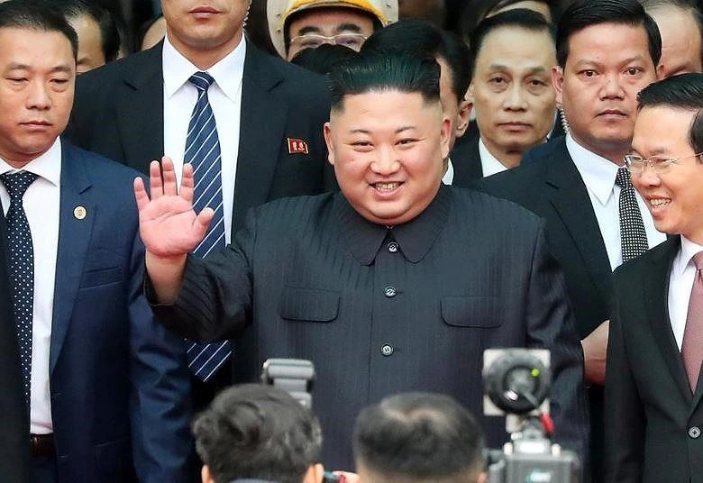 Những hình ảnh đầu tiên của ông Kim Jong-un tại Việt Nam ảnh 7 Những hình ảnh đầu tiên của ông Kim Jong-un tại Việt Nam ảnh 7