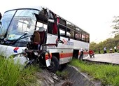 Truy tìm 'xe điên' kéo lê nạn nhân 61 mét rồi tẩu thoát