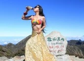 Cô gái thiệt mạng vì diện bikini leo núi