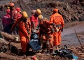 Công bố hình ảnh giây phút kinh hoàng vụ vỡ đập Brazil
