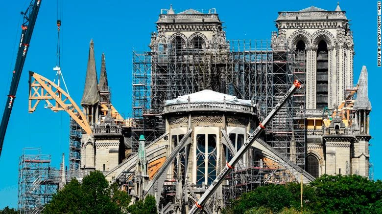 nha-tho-duc-ba-paris