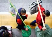 Lao động nhập cư Trung Quốc: Lương mất, tiền nhà vẫn phải trả