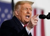 Ông Trump tin mình thắng chắc vì có bùa may mắn