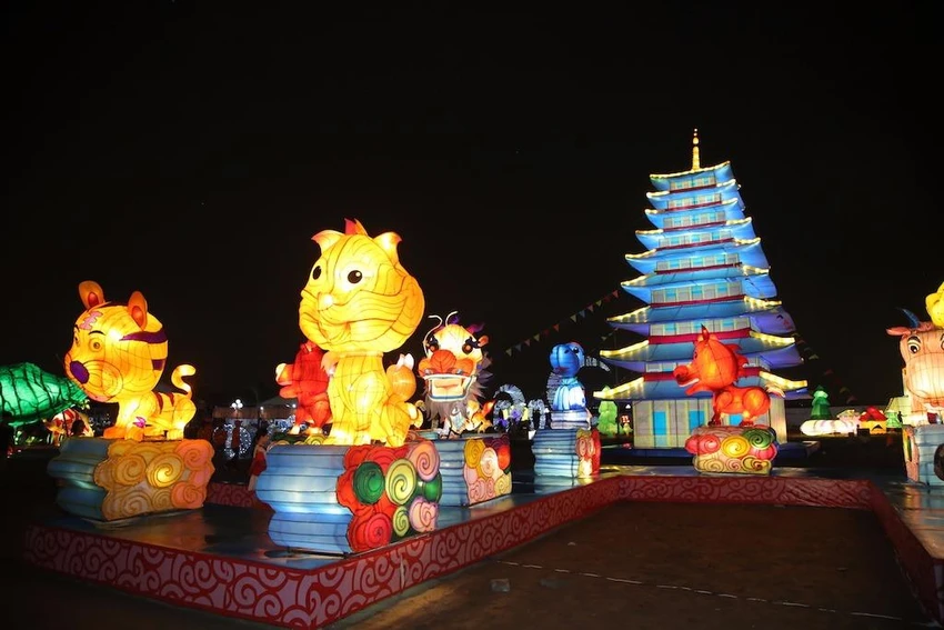 Nhiều hình thù ngộ nghĩnh dành cho người lớn và con trẻ