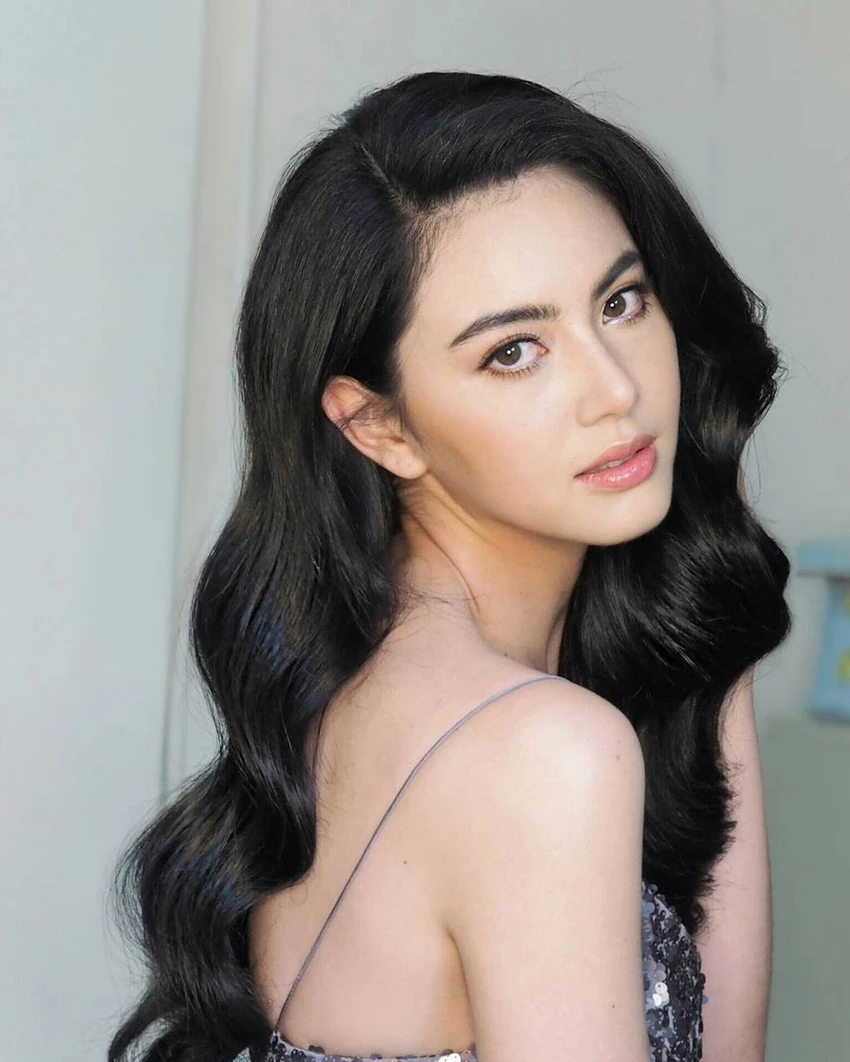 Sơn Tùng M-TP hé lộ ‘ma nữ’ Thái Lan trong MV ảnh 2