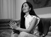 Hồng Nhung bất ngờ viết bài hát về những người chống COVID-19