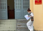 Ca sỹ Vy Oanh gửi đơn lên Công an TP.HCM tố cáo bà Phương Hằng