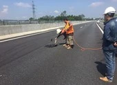 Xem xét dừng thu phí cao tốc Đà Nẵng-Quảng Ngãi vì ổ gà