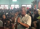 Thanh tra nhà máy rác bị dân chặn đường