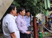 Rầm rộ làm du lịch trái phép tại Hải Vân