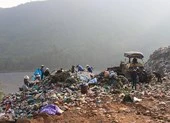 Lo rác chất thành núi, Đà Nẵng tìm cách 'giải cứu' Khánh Sơn 