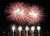 Chờ những vũ điệu pháo hoa bùng nổ bên sông Hàn