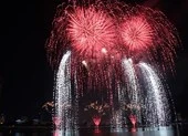 Cực đỉnh pháo hoa Bỉ - Brazil ‘so găng’ trên sông Hàn