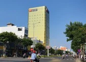 Chủ tịch Đà Nẵng chỉ đạo xử lý cao ốc gây ‘nhức mắt’