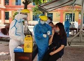 Đà Nẵng: 1 ca COVID-19 bán cà phê mang về, gặp nhiều người