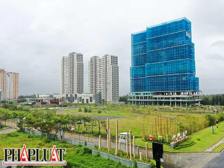 Dự án Khu nghỉ dưỡng và nhà ở cao cấp Empire ở quận Ngũ Hành Sơn. Ảnh: TẤN VIỆT Dự án Khu nghỉ dưỡng và nhà ở cao cấp Empire ở quận Ngũ Hành Sơn. Ảnh: TẤN VIỆT