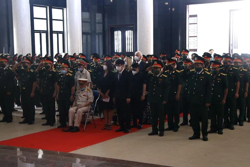 Ông Nguyễn Văn Lập tham gia Mặt trận Việt Minh năm 1946. Ông đã lập nhiều chiến công trong kháng chiến chống Pháp, có nhiều đóng góp quan trọng trong công cuộc xây dựng xã hội chủ nghĩa ở miền Bắc sau năm 1954. Ảnh: TẤN VIỆT Ông Nguyễn Văn Lập tham gia Mặt trận Việt Minh năm 1946. Ông đã lập nhiều chiến công trong kháng chiến chống Pháp, có nhiều đóng góp quan trọng trong công cuộc xây dựng xã hội chủ nghĩa ở miền Bắc sau năm 1954. Ảnh: TẤN VIỆT