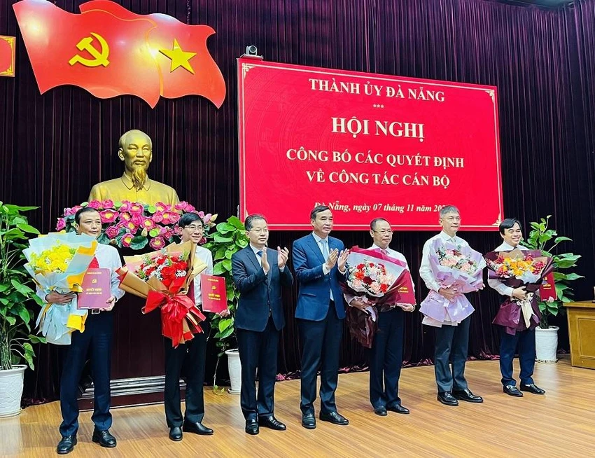 Thành ủy Đà Nẵng điều động nhiều cán bộ chủ chốt. Ảnh: TẤN VIỆT