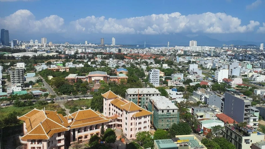 Đà Nẵng từng bước siết chặt hoạt động kinh doanh bất động sản. Ảnh: TẤN VIỆT