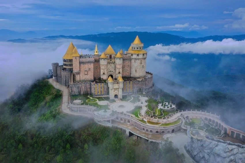Sun World Ba Na Hills tại Đà Nẵng đi vào hoạt động từ năm 2008. Ảnh: SG Sun World Ba Na Hills tại Đà Nẵng đi vào hoạt động từ năm 2008. Ảnh: SG