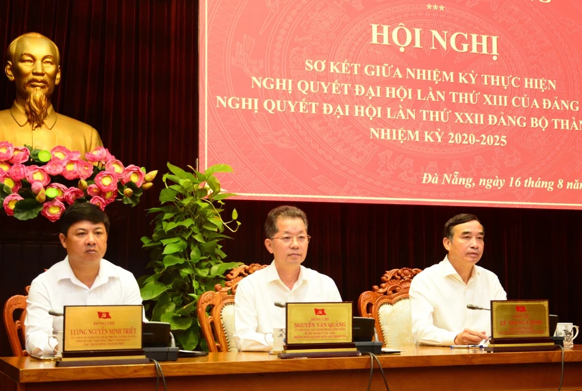 Thành ủy Đà Nẵng tổ chức Hội nghị sơ kết giữa nhiệm kỳ thực hiện Nghị quyết Đại hội XIII của Đảng và Nghị quyết Đại hội lần thứ XXII Đảng bộ TP nhiệm kỳ 2020-2025. Ảnh: TH thành ủy đà nẵng