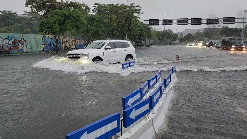 đà nẵng mưa lớn áp thấp nhiệt đới ngập cục bộ
