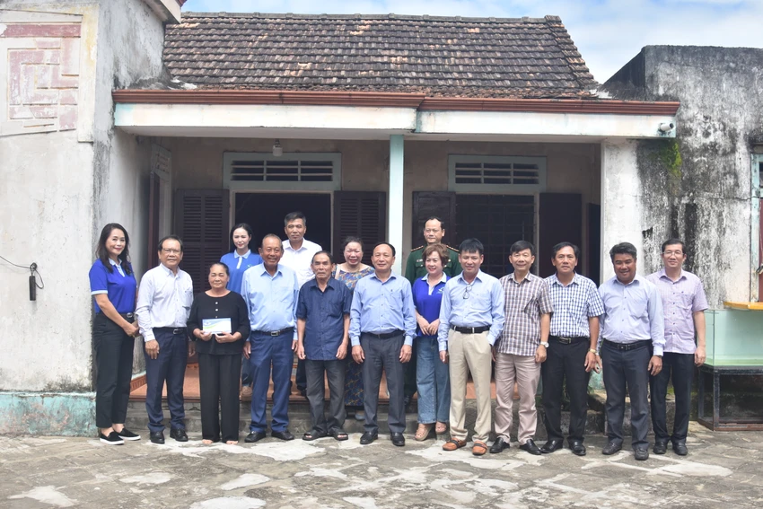 ngư dân đèn trên biển quảng bình