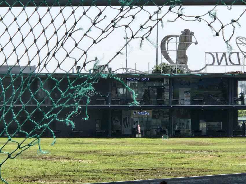 san-tap-golf-da-nang-bong-golf.jpg