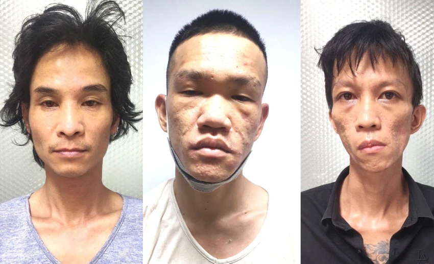 cầm súng dọa đối thủ