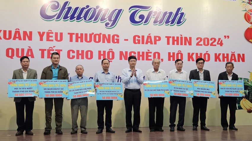 qua-tet-cho-ho-ngheo-da-nang.jpg