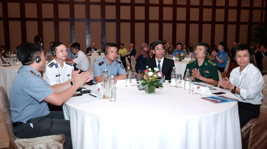 chong-khai-thac-iuu-da-nang.JPG
