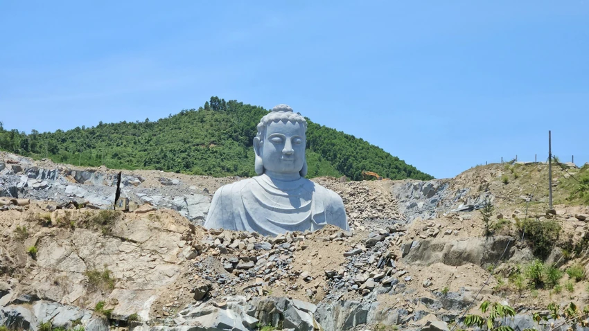 tuong-phat-khong-lo-da-nang-1.jpg