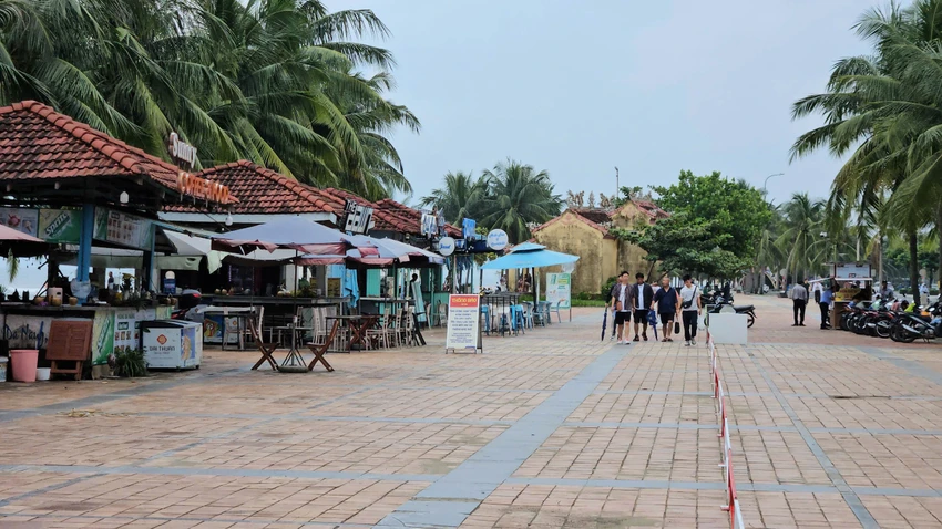 mat-bang-kinh-doanh-bien-da-nang-1.jpg