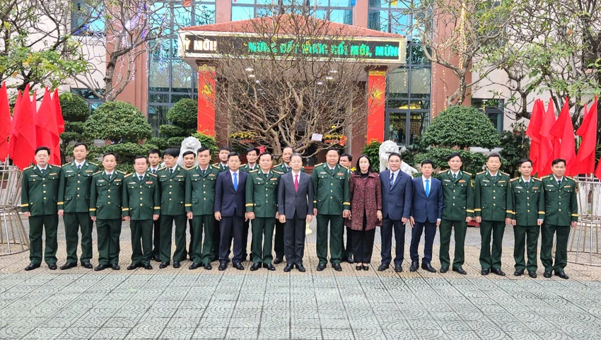 nguyen-van-quang-chuc-tet-3.jpg