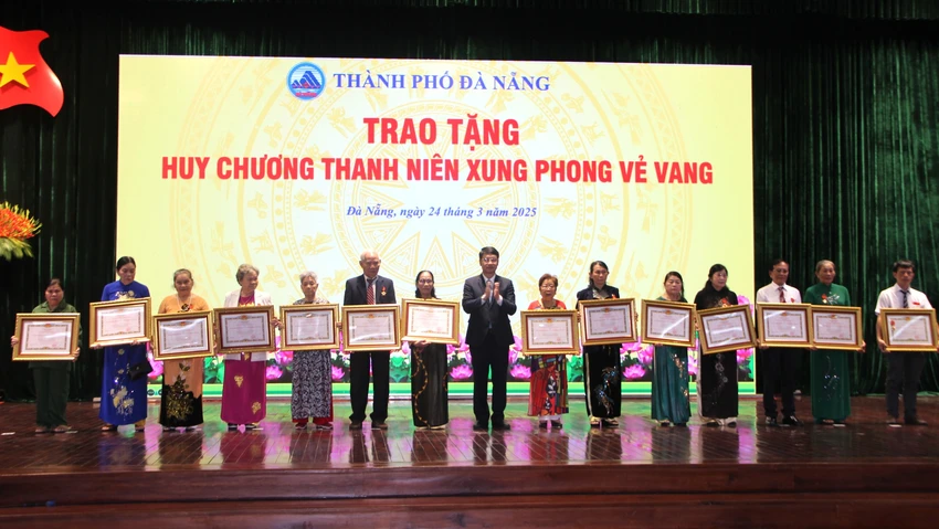 ba-me-viet-nam-anh-hung-2.JPG
