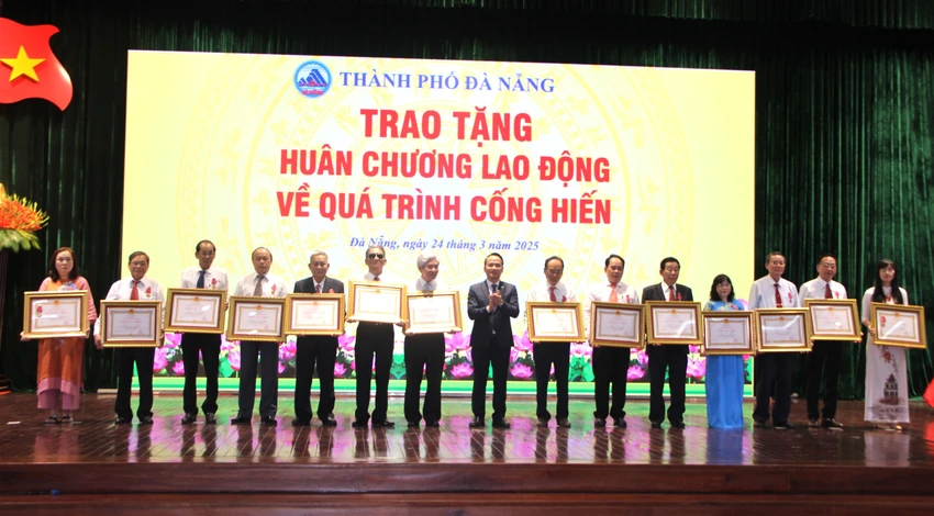ba-me-viet-nam-anh-hung-3.JPG