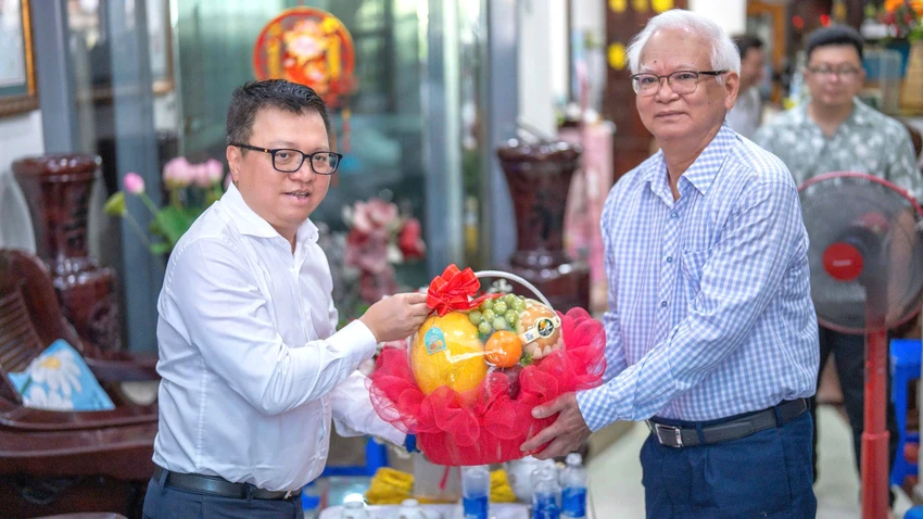 phó trưởng ban tuyên giáo và dân vận trung ương