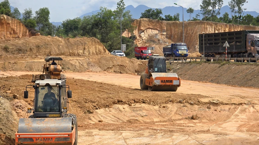 cát xây dựng khan hiếm