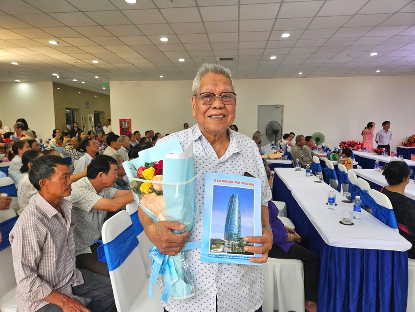 nguoi-co-cong-cach-mang-1.jpg