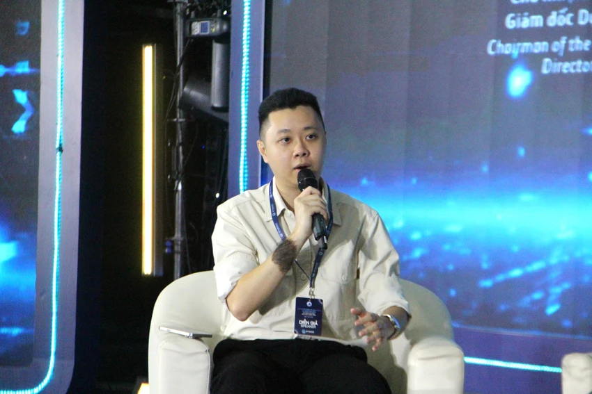 trần huyền dinh.JPG