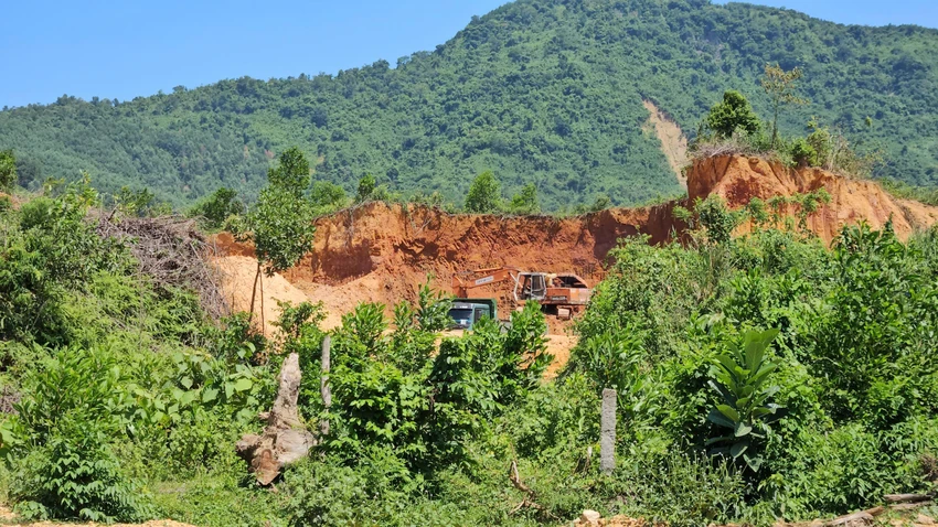 mỏ khoáng sản