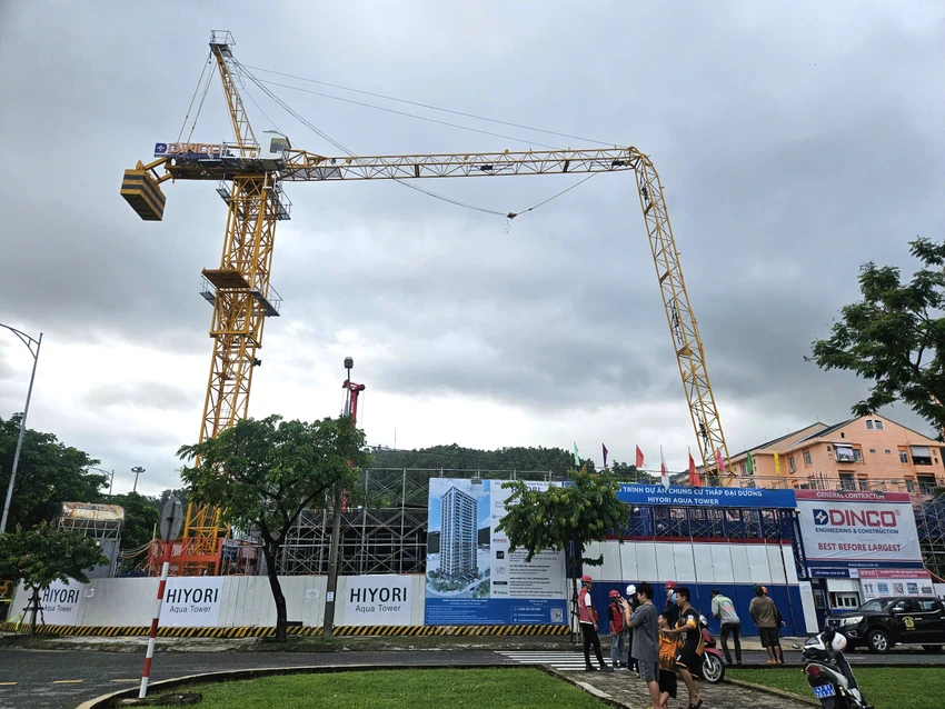 cần cẩu