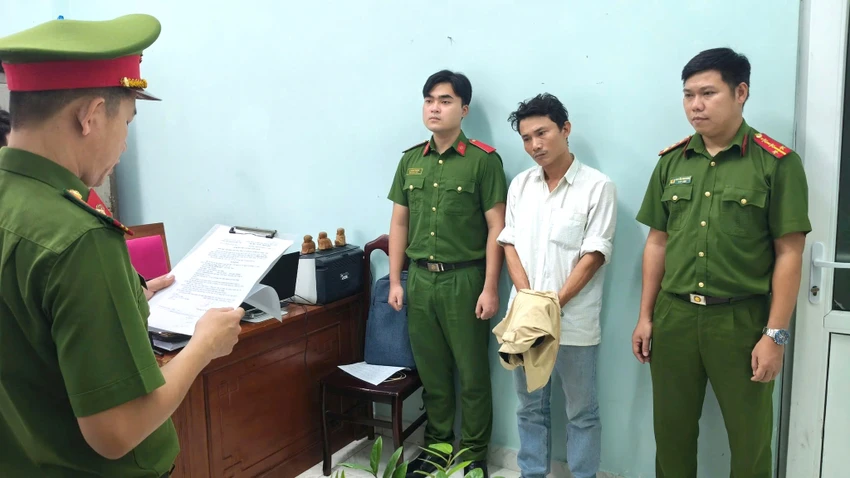 loi-dung-chuc-vu.jpg