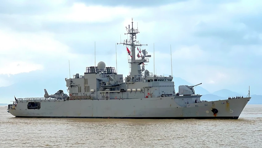 tau-tuan-duong-3.jpg