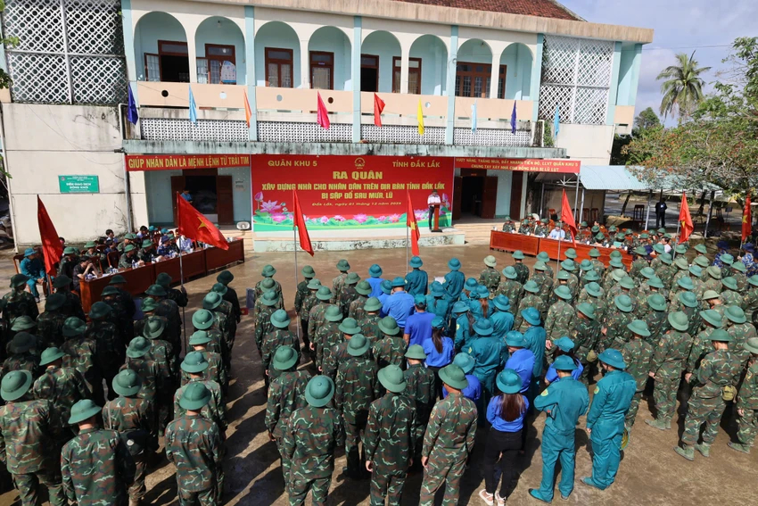 chien-dich-quang-trung.jpg