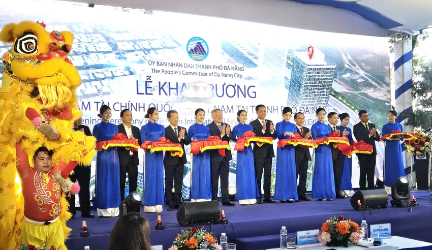 trung-tam-tai-chinh-2.JPG