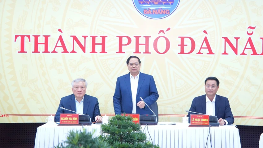 pham-minh-chinh.jpg