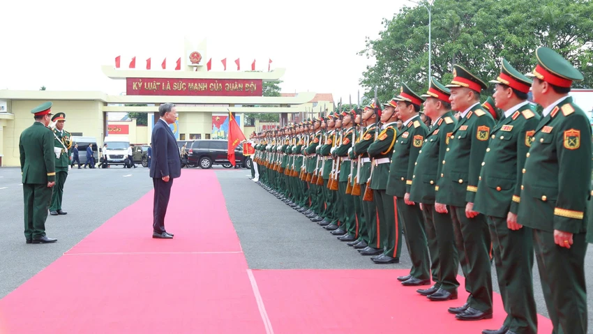 tong-bi-thu.jpg