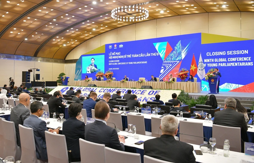 hoi-nghi-nghi-si-tre-toan-cau-o-lan-thu-9.jpg